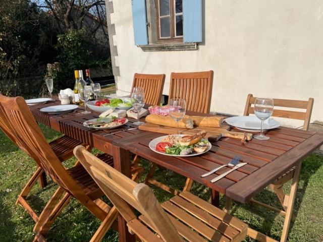 Beautiful Cottage With Private Plunge Pool/Hot Tub - 40 Mins From Puy Du Fou La Chapelle-Saint-Etienne Dış mekan fotoğraf
