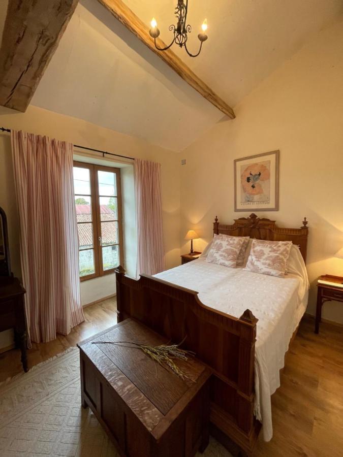 Beautiful Cottage With Private Plunge Pool/Hot Tub - 40 Mins From Puy Du Fou La Chapelle-Saint-Etienne Dış mekan fotoğraf
